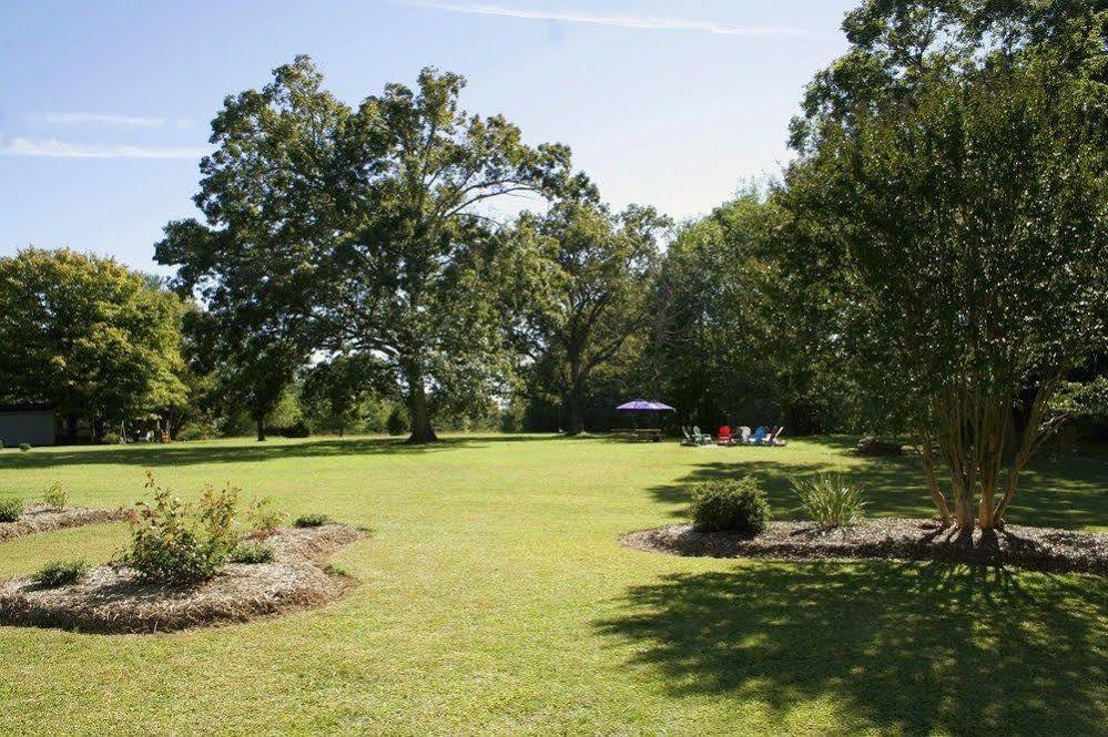 Seven Oaks Inn Bed&Breakfast Highpoint Eksteriør bilde